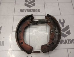 Колодки барабанные к-кт для Chevrolet Aveo (T300) 2011-2015  запчасти бу