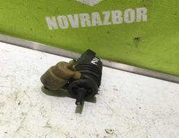 Насос омывателя для VW Polo 99-01  запчасти бу