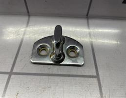 Ответная часть замка двери для Renault Megane 3 09-16  запчасти бу