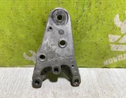 Кронштейн двигателя правый для Seat Ibiza 4 2002-2008  запчасти бу
