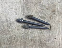 Болт для BMW X3 F25 2010-2017  запчасти бу