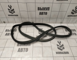 Уплотнитель двери для Hyundai Elantra 3  00-05  запчасти бу