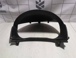 Накладка декоративная для Mazda Mazda 3  BK  02-09  запчасти бу