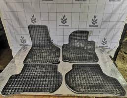 Коврики к-кт для Skoda Octavia A5 1Z   04-13  запчасти бу