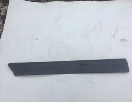 Молдинг задней правой двери для VW Passat  B3  1988-1993  запчасти бу