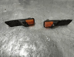 Повторитель на крыло для Volvo 440 1992-1994  запчасти бу