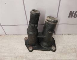 Крышка термостата для Ford Focus 2 08-11  запчасти бу