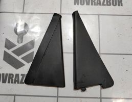 Накладка двери задней правой для Volvo 440 1992-1994  запчасти бу