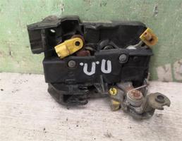 Замок двери передней правой для Renault R19 1992-2002  запчасти бу