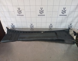 Решетка стеклоочистителя для Opel Vectra B 1999-2002  запчасти бу