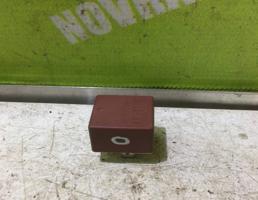 Реле для Renault Scenic 96-99  запчасти бу