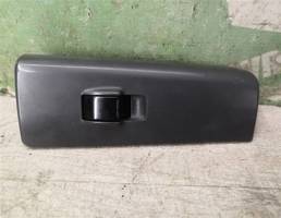 Кнопка стеклоподъемника для Mitsubishi Space Wagon (N3,N4) 1991-2000  запчасти бу