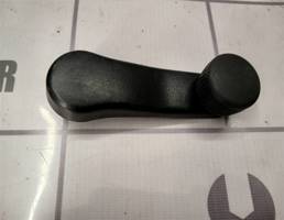 Ручка стеклоподъемника для VW Golf 3 Vento 91-97  запчасти бу