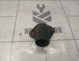 Фланец двигателя системы охлаждения для Audi A6 (C4) 1994-1997  запчасти бу