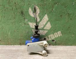 Активатор замка двери для VW Golf 3 Vento 91-97  запчасти бу