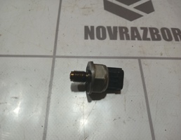 Датчик давления топлива для Ford Transit 06-13  запчасти бу