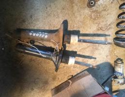 Амортизатор передний для Ford Escort Orion 1990-1995  запчасти бу