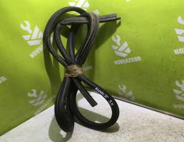 Уплотнитель двери для Renault Scenic 96-99  запчасти бу