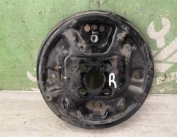 Щит опорный задний правый для LADA VESTA 15-19  запчасти бу