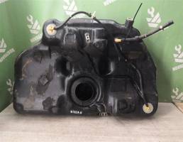Бак топливный для Nissan Primera P11 96-02  запчасти бу