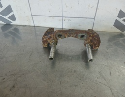 Скоба суппорта заднего для Volvo 440 1992-1994  запчасти бу