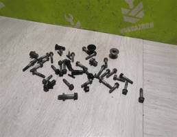 Болт для Hyundai i30 12-17  запчасти бу