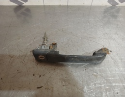 Ручка двери наружная левая для VW Golf 3 Vento 91-97  запчасти бу