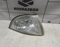Указатель поворота правый белый для Skoda Octavia A4 1U 2000-2011  запчасти бу