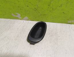 Накладка (кузов внутри) для Renault Clio 2 Symbol 1998-2008  запчасти бу