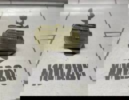 Повторитель на крыло белый для Ford Focus 2 05-08  запчасти бу