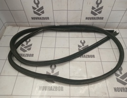 Уплотнитель для VW Passat  B3  1988-1993  запчасти бу