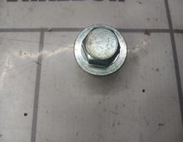 Пробка маслосливная для VW Passat B5 96-00  запчасти бу