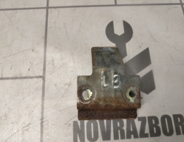 Кронштейн ручки для Daewoo Nexia 95-16  запчасти бу