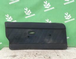 Обшивка двери комплект для Audi 80 B2 80-86  запчасти бу