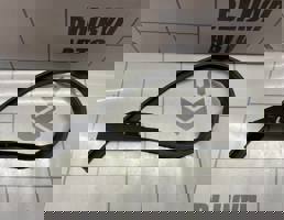 Уплотнитель двери для Renault Megane 3 09-16  запчасти бу