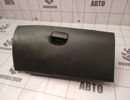Крышка (дверца) бардачка для Renault Megane 3 09-16  запчасти бу