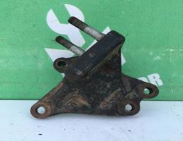 Кронштейн двигателя правый для Kia Ceed 07- 12  запчасти бу