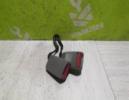 Ответная часть ремня безопасности для VW Golf 4 Bora 97-05  запчасти бу