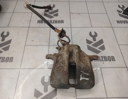 Суппорт передний правый для VW Passat  B3  1988-1993  запчасти бу