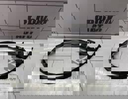 Уплотнитель двери для Renault Megane 3 09-16  запчасти бу