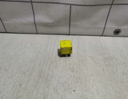 Реле для Renault Clio 2 Symbol 1998-2008  запчасти бу