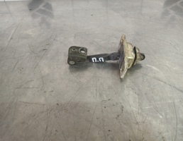 Ограничитель двери для Kia RIO 1 2000-2004  запчасти бу