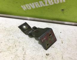 Петля двери задней правой верхняя для Audi A4 B5 94-00  запчасти бу