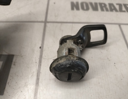 Вставка замка двери прав. для Daewoo Nexia 95-16  запчасти бу