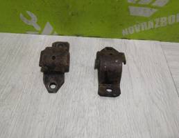 Кронштейн рулевой рейки для Suzuki Baleno 98-07  запчасти бу