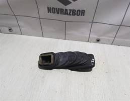 Уплотнитель для Skoda Octavia A5 1Z   04-13  запчасти бу