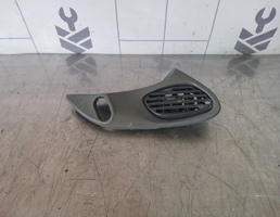 Дефлектор воздушный для Daewoo Espero 91-99  запчасти бу