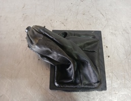 Чехол кулисы для Audi A6 (C4) 1994-1997  запчасти бу