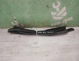 Уплотнитель для Nissan Primera P11 96-02  запчасти бу