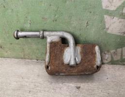 Кронштейн глушителя для BMW X3 F25 2010-2017  запчасти бу